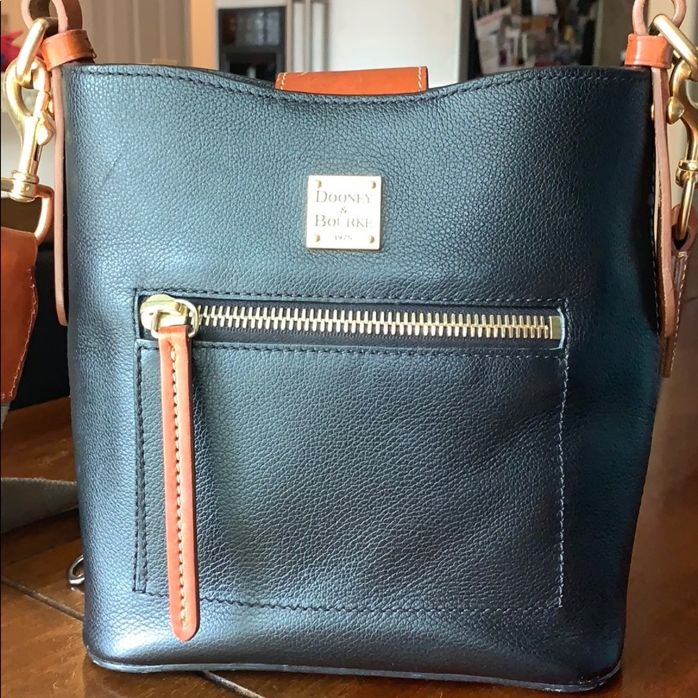 Dooney & Bourke Pebble Grain Crossbody